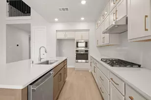 2296 Vargas St, Montgomery, TX 77316 - Photo 4