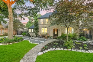 3823 Elmcrest Dr, Houston, TX 77088 - Photo 2