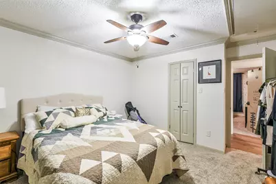3823 Elmcrest Drive, Houston, TX 77088 - Photo 32