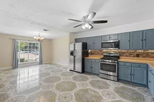 7334 Mundare Ln, Houston, TX 77086 - Photo 10