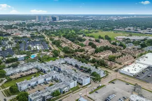 781 Country Pl Dr, Houston, TX 77079 - Photo 36