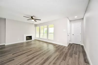 781 Country Place Drive #2021, Houston, TX 77079 - Photo 14