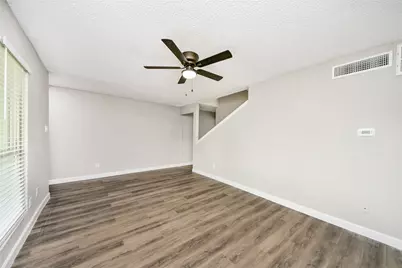 781 Country Place Drive #2021, Houston, TX 77079 - Photo 18