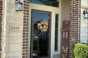 5446 Peppermint Ln, Baytown, TX 77521 - Photo 2