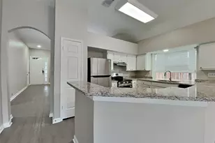5026 Maple Brook Ln, Houston, TX 77345 - Photo 6