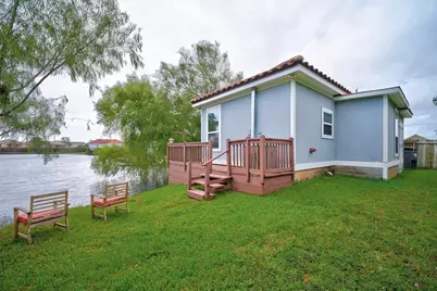 2734 Avenue D, Dickinson, TX 77539 - Photo 18