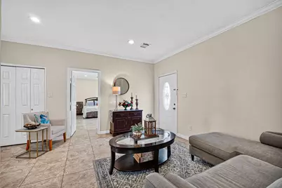 2734 Avenue D, Dickinson, TX 77539 - Photo 12