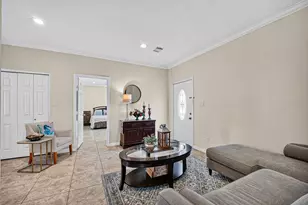 2734 Avenue D, Dickinson, TX 77539 - Photo 12