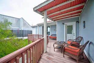 2734 Avenue D, Dickinson, TX 77539 - Photo 22