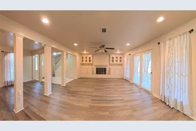 7711 Kleingreen Lane, Spring, TX 77379 - Photo 2