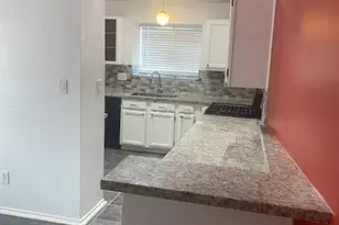 8511 1/2 Opalwood Ct, Humble, TX 77338 - Photo 6