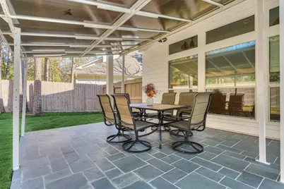 19 Pipers Meadow Street, The Woodlands, TX 77382 - Photo 36