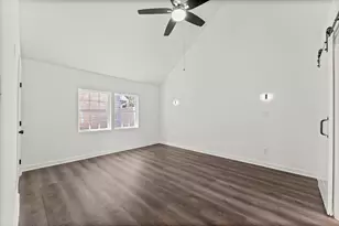 1678 Beaconshire Rd, Houston, TX 77077 - Photo 10