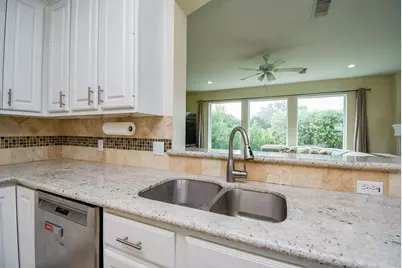 1006 Pointe Loma Drive, Sugar Land, TX 77479 - Photo 10