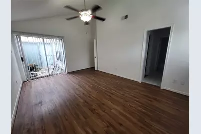 13839 Walnut Hollow Lane, Houston, TX 77082 - Photo 20