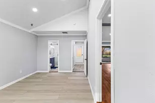 5402 Libbey Ln, Houston, TX 77092 - Photo 16