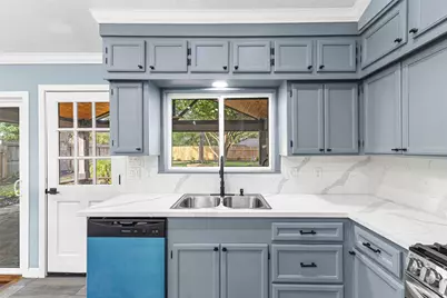 5402 Libbey Lane, Houston, TX 77092 - Photo 12