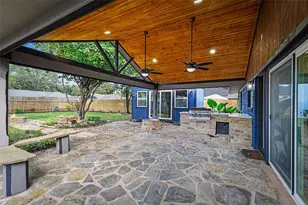 5402 Libbey Ln, Houston, TX 77092 - Photo 32