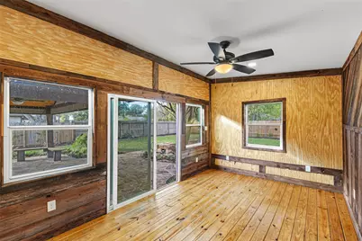 5402 Libbey Lane, Houston, TX 77092 - Photo 36