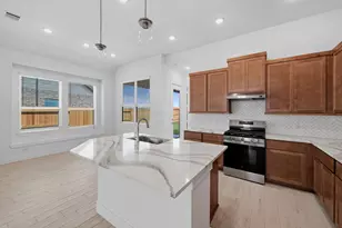 12146 Barkley Cv Dr, Texas City, TX 77591 - Photo 4