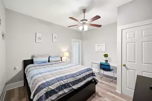 204 W Murrill St, Baytown, TX 77520 - Photo 22