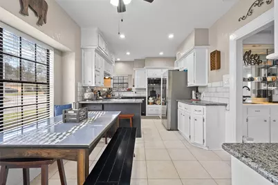 41 Windsor Drive, Conroe, TX 77304 - Photo 14