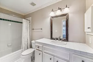 2732 Mid Ln, Houston, TX 77027 - Photo 20