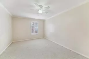 2732 Mid Ln, Houston, TX 77027 - Photo 18