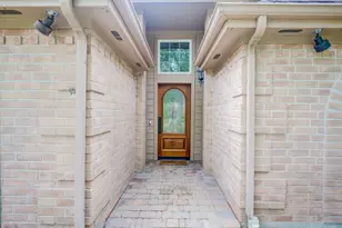 2923 Cane Field Dr, Sugar Land, TX 77479 - Photo 4