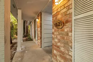 11829 S Red Cedar Cir, The Woodlands, TX 77380 - Photo 4