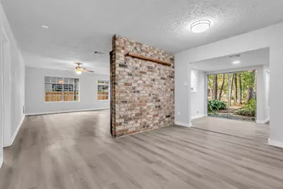11829 S Red Cedar Circle, The Woodlands, TX 77380 - Photo 12