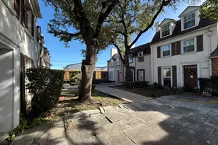 2663 Marilee Ln, Houston, TX 77057 - Photo 2