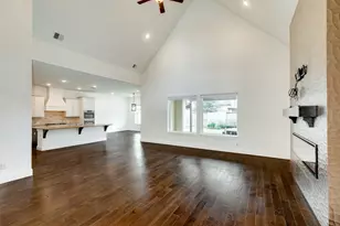 10306 Terra St, Iowa Colony, TX 77583 - Photo 10