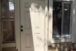 2372 Woodland Park Dr, Houston, TX 77077 - Photo 10