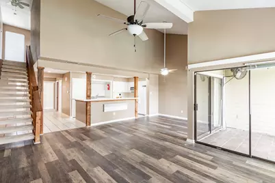 44 April Point Drive S, Montgomery, TX 77356 - Photo 2