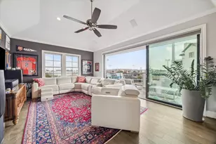 1240 Mosaico Ln, Houston, TX 77055 - Photo 24