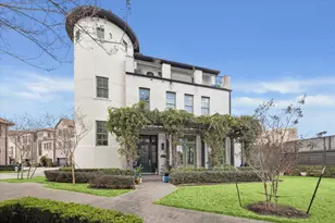 1240 Mosaico Ln, Houston, TX 77055 - Photo 34