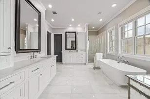 1240 Mosaico Ln, Houston, TX 77055 - Photo 16