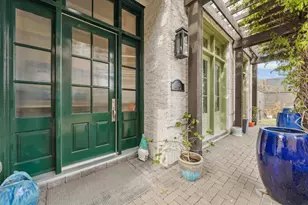 1240 Mosaico Ln, Houston, TX 77055 - Photo 2