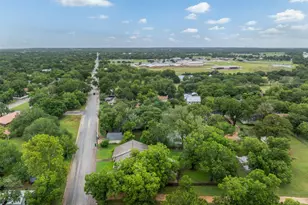 918 S Madison St, La Grange, TX 78945 - Photo 36