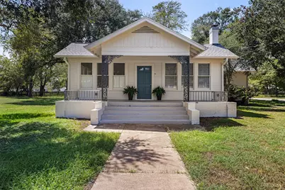 918 S Madison Street, La Grange, TX 78945 - Photo 2