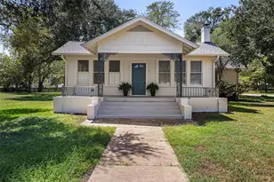 918 S Madison St, La Grange, TX 78945 - Photo 2