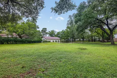 918 S Madison Street, La Grange, TX 78945 - Photo 30
