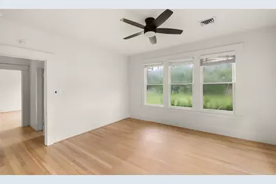 918 S Madison Street, La Grange, TX 78945 - Photo 16