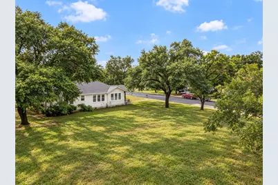 918 S Madison Street, La Grange, TX 78945 - Photo 28