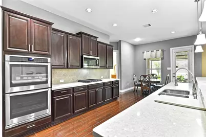 2209 Rocky Shores Lane, Pearland, TX 77089 - Photo 10