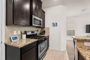 8031 Villa Lago Ln, Houston, TX 77070 - Photo 14