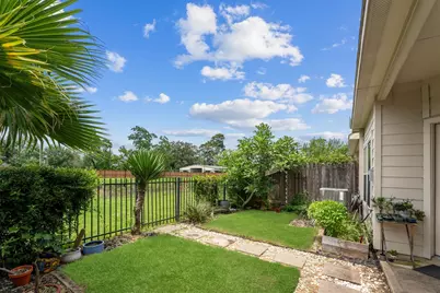 8031 Villa Lago Lane, Houston, TX 77070 - Photo 32