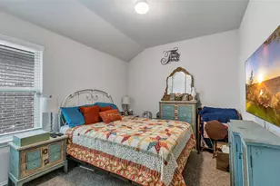 8306 Tamarind Ln, Baytown, TX 77521 - Photo 16