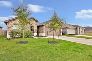 8306 Tamarind Ln, Baytown, TX 77521 - Photo 2